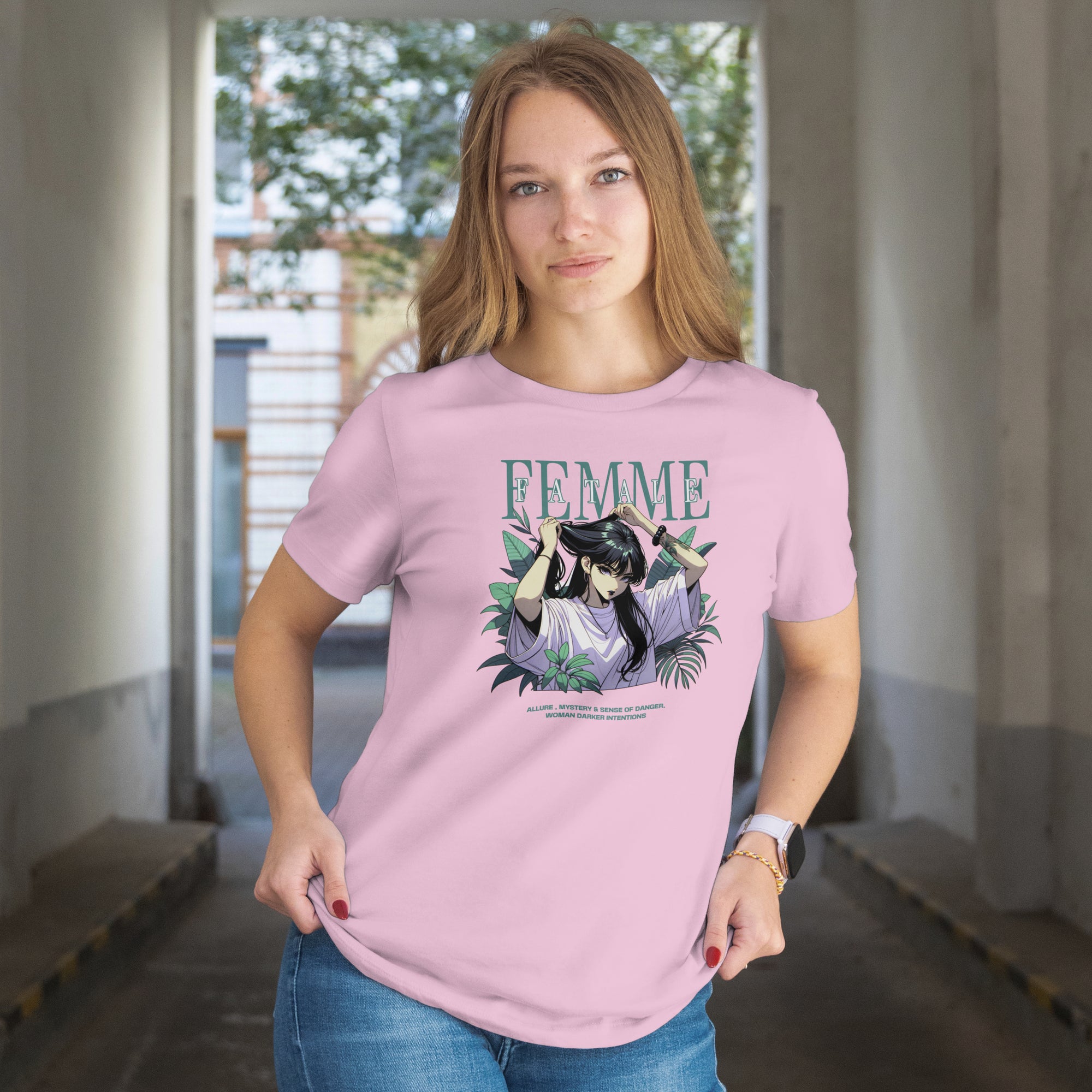 Femme Fatale - Anime Graphic Women's Light Pink T-Shirt